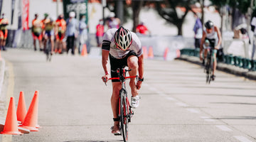Comment choisir le bon vélo pour démarrer le triathlon : conseils et astuces