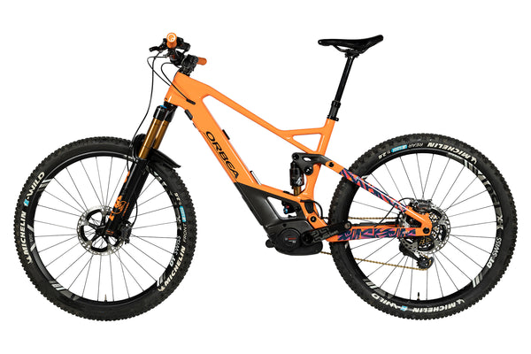 Vue du côté opposé de la chaîne du Orbea Wild FS M-Team