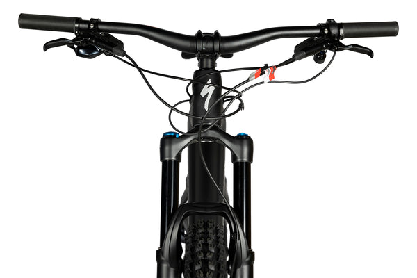Vue frontale du Specialized Turbo Levo Comp Alloy