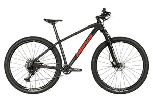 Vue du côté de la chaîne du Adris Sturdy Sram NX Eagle