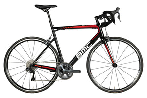Vue du côté de la chaîne du BMC Teammachine SLR02 Ultegra Di2