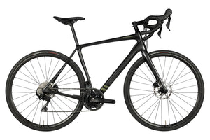 Vue du côté de la chaîne du Cannondale Synapse Carbone Disc 105