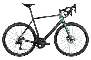 Vue du côté de la chaîne du Look 785 Huez RS Chameleon Mat Glossy Ultegra Di2