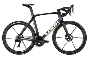 Vue du côté de la chaîne du Look 795 Blade RS Disc Proteam Black Mat Dura-Ace Di2