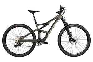 Vue du côté de la chaîne du Orbea Occam M30