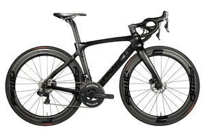 Vue du côté de la chaîne du Pinarello Dogma F10 Disk