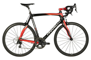 Vue du côté de la chaîne du Pinarello Paris 501 Think 2 Noir Rouge