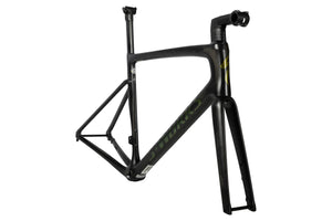 Vue du côté de la chaîne du cadre S-Works Tarmac SL7