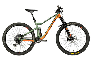 Vue du côté de la chaîne du Scott Genius 930 Vert Orange