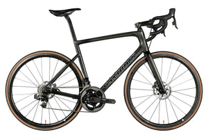 Vue du côté de la chaîne du Specialized S-Works Tarmac SL6 Disc
