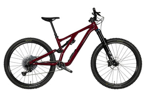 Vue du côté de la chaîne du Specialized Stumpjumper Evo Comp Alloy