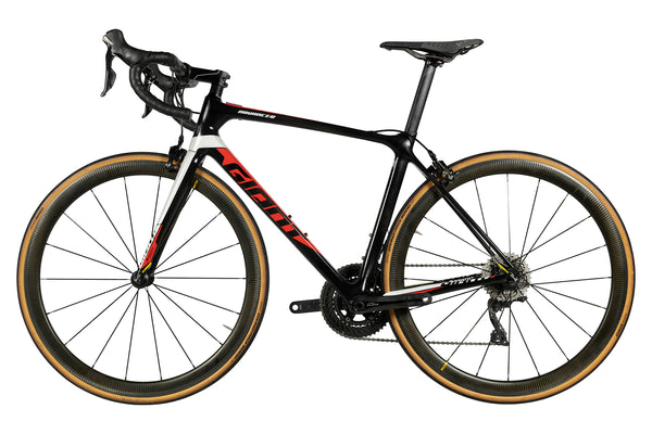 Vue du côté opposé de la chaîne du Giant TCR Advanced 1