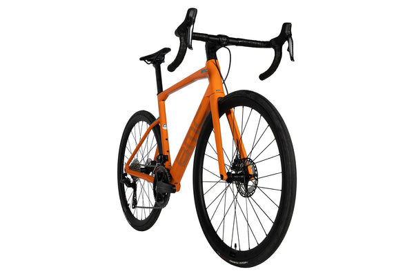 Vista de tres cuartos de la BMC Roadmachine ONE