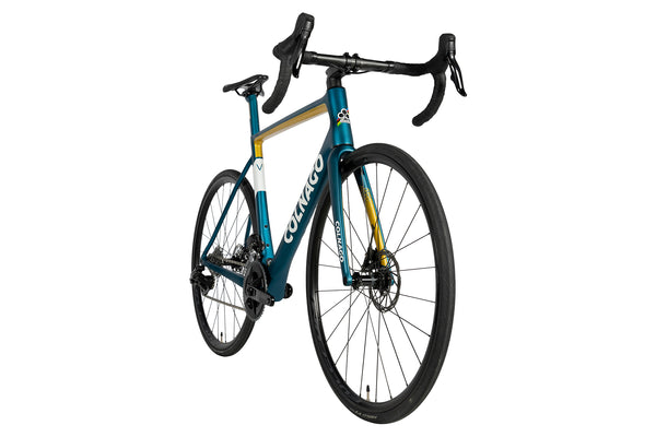 Vue diagonale du Colnago V3 Disc SRAM Rival AXS