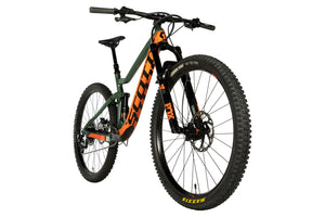 Vue diagonale du Scott Genius 930 Vert Orange