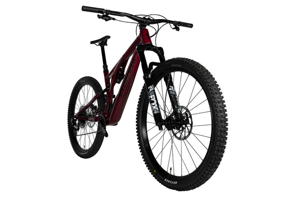 Vue diagonale du Specialized Stumpjumper Evo Comp Alloy