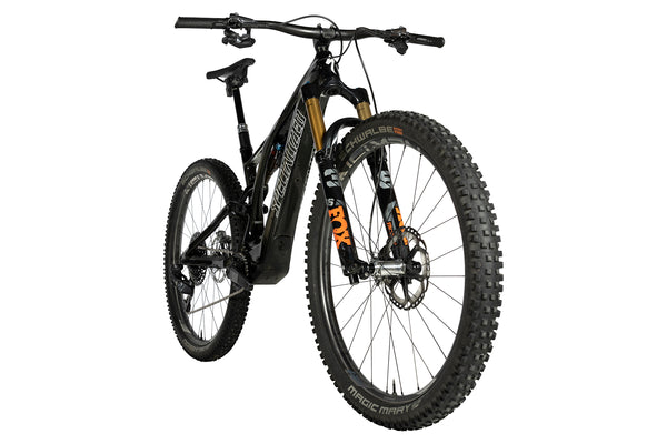 Vue diagonale du Specialized Turbo Levo SL Expert