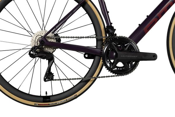 Schaltung des Shimano Ultegra Di2 R8150 auf BMC Roadmachine 01 THREE