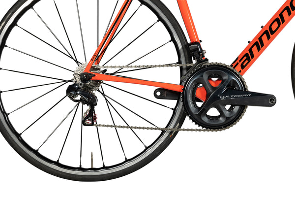 Groupe Shimano Ultegra Di2 6870 sur Cannondale SuperSix Hi-MOD Ultegra Di2