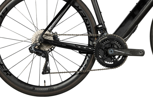 Groupe Shimano Ultegra R8050 Di2 sur Trek Domane+ LT 7 Gen 1