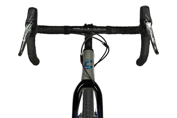 Vue frontale du Cannondale SuperSix Evo CX