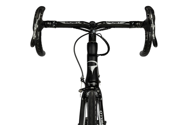 Vue frontale du Pinarello Dogma K 65.1 Think2