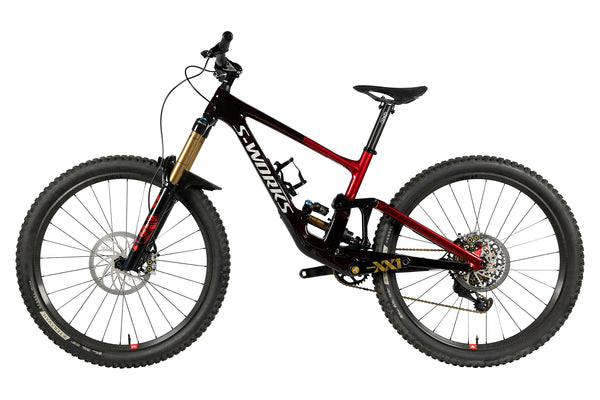 Vue du côté opposé de la chaîne du Specialized S-Works Enduro