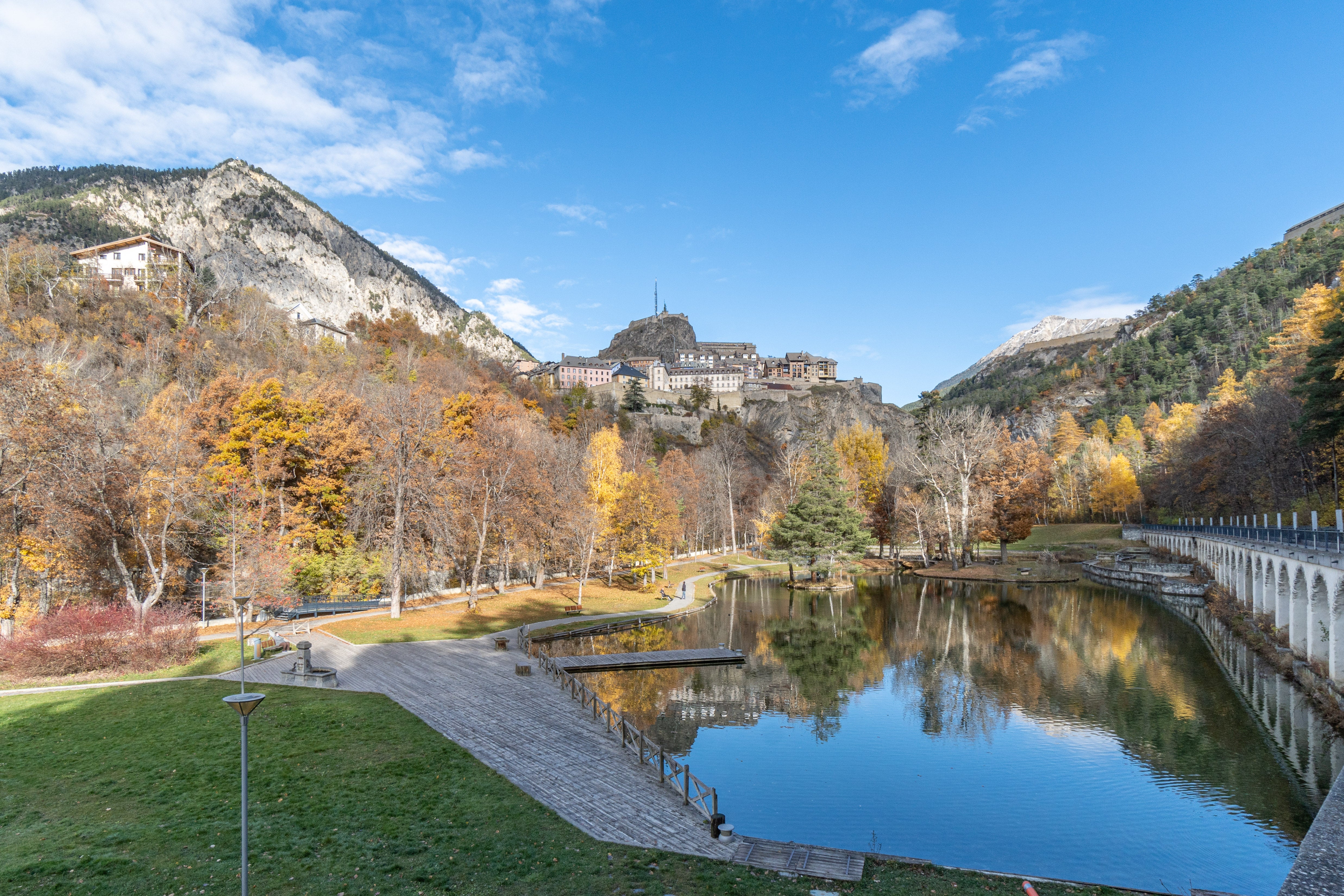 Ambassadeurs The Cyclist House, vue des Alpes