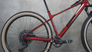 Vidéo du BMC Twostroke 01 FOUR
