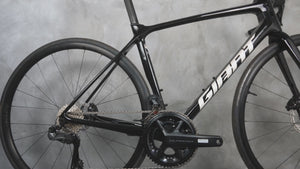 Vidéo du Giant TRC Advanced 0 Ultegra Di2 Noir