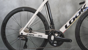 Vidéo du Look 795 BLADE RS Proteam White Full Glossy Ultegra Di2