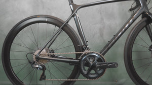 Vidéo du Giant TCR Advanced Pro Disc 1 Ultegra Noir pailleté