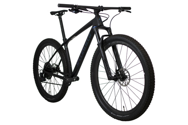 Three-quarter view of the Specialized Epic Hardtail Pro