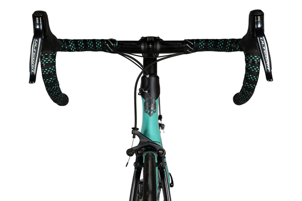 Front image of the Bianchi Oltre XR4