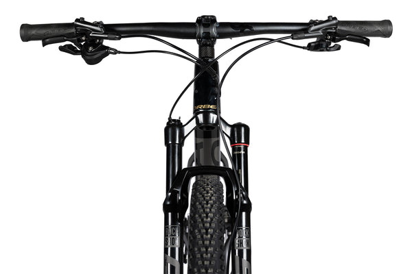 Vue frontale du Orbea Alma M30