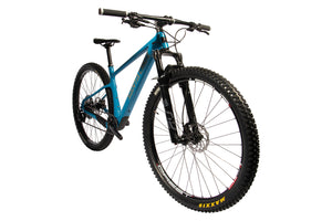 Vue diagonale du Santa Cruz Highball CC