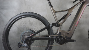 Video du Specialized Turbo Levo Expert Carbon