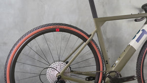 Video du 3T Exploro Team Ekar Desert Sage