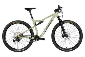 Drive side of the Orbea Oiz M30