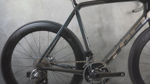 Video du Trek Émonda SLR 9 Disc SRAM Red eTap AXS